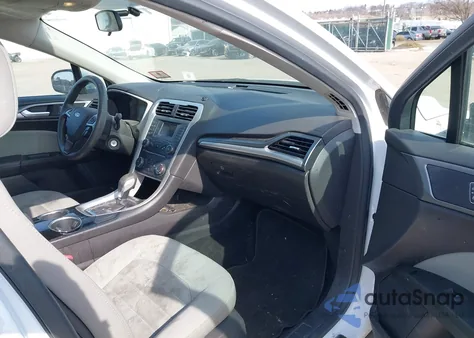 2013 Ford Fusion S из США, поврежденный, VIN 3FA6P0G78DR266211